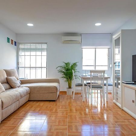 Charming 2 Bedroom Apartment At Triana Center By Oui Sevilla Bagian luar foto
