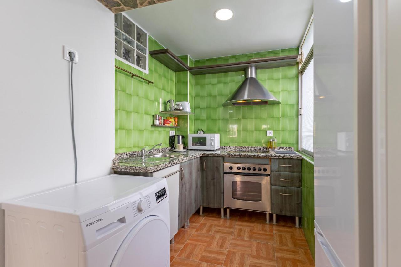 Charming 2 Bedroom Apartment At Triana Center By Oui Sevilla Bagian luar foto
