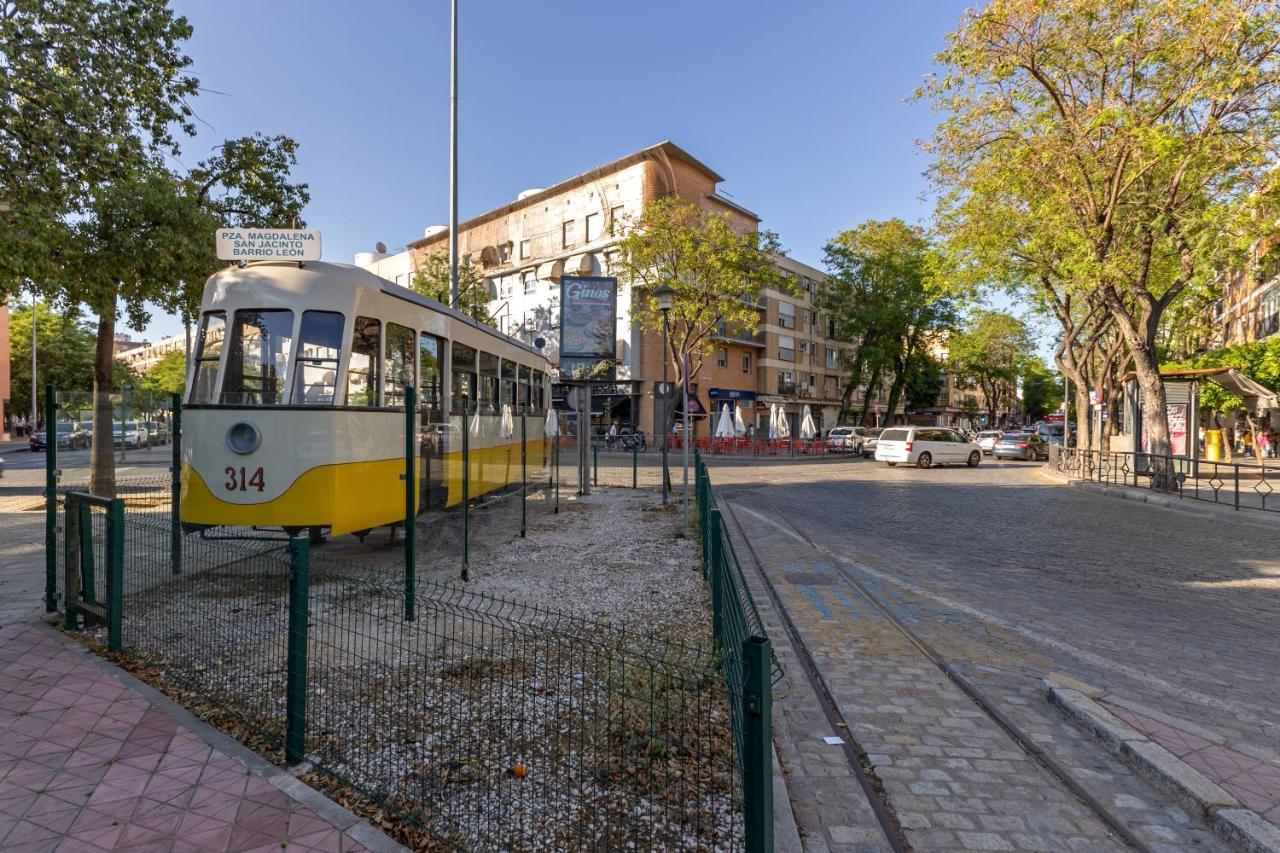Charming 2 Bedroom Apartment At Triana Center By Oui Sevilla Bagian luar foto